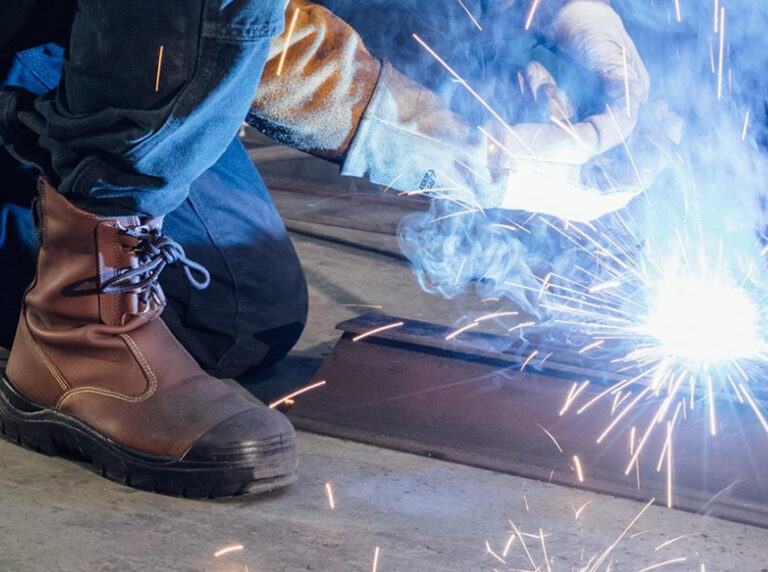 comfortable welding boots