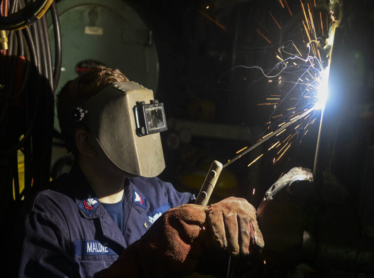 Riveting vs. Welding Basics, Differences, Pros and Cons