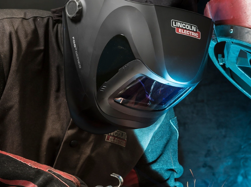 6 Best Welding Helmets with Respirators: Safer Way to Do Your Work!