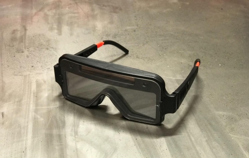 8 Best Welding Glasses - Safety First! (Spring 2022)