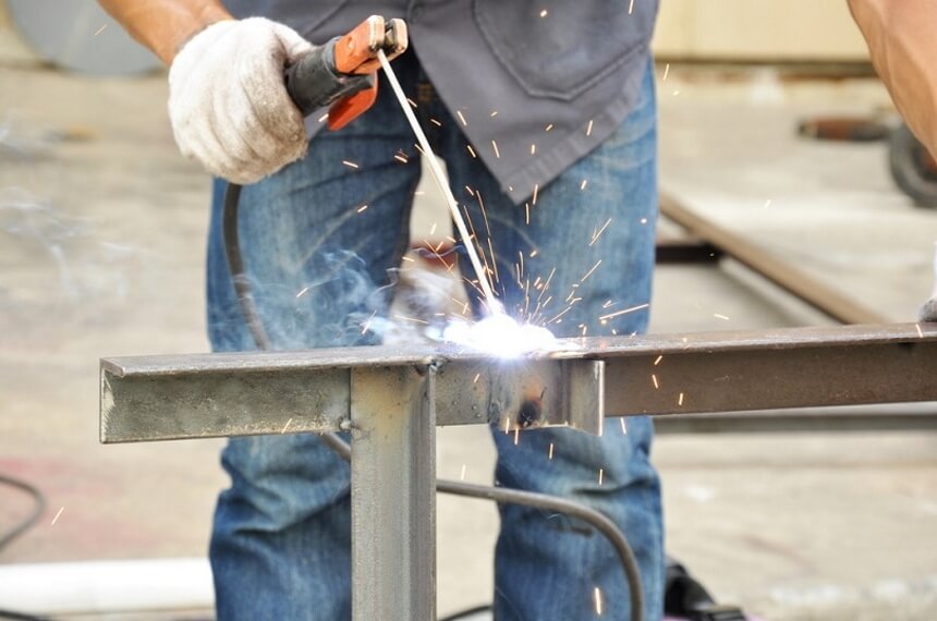 9 Factors that Influence 6011 vs 7018 Welding Rods' Performance